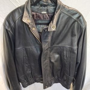 Danier bomber